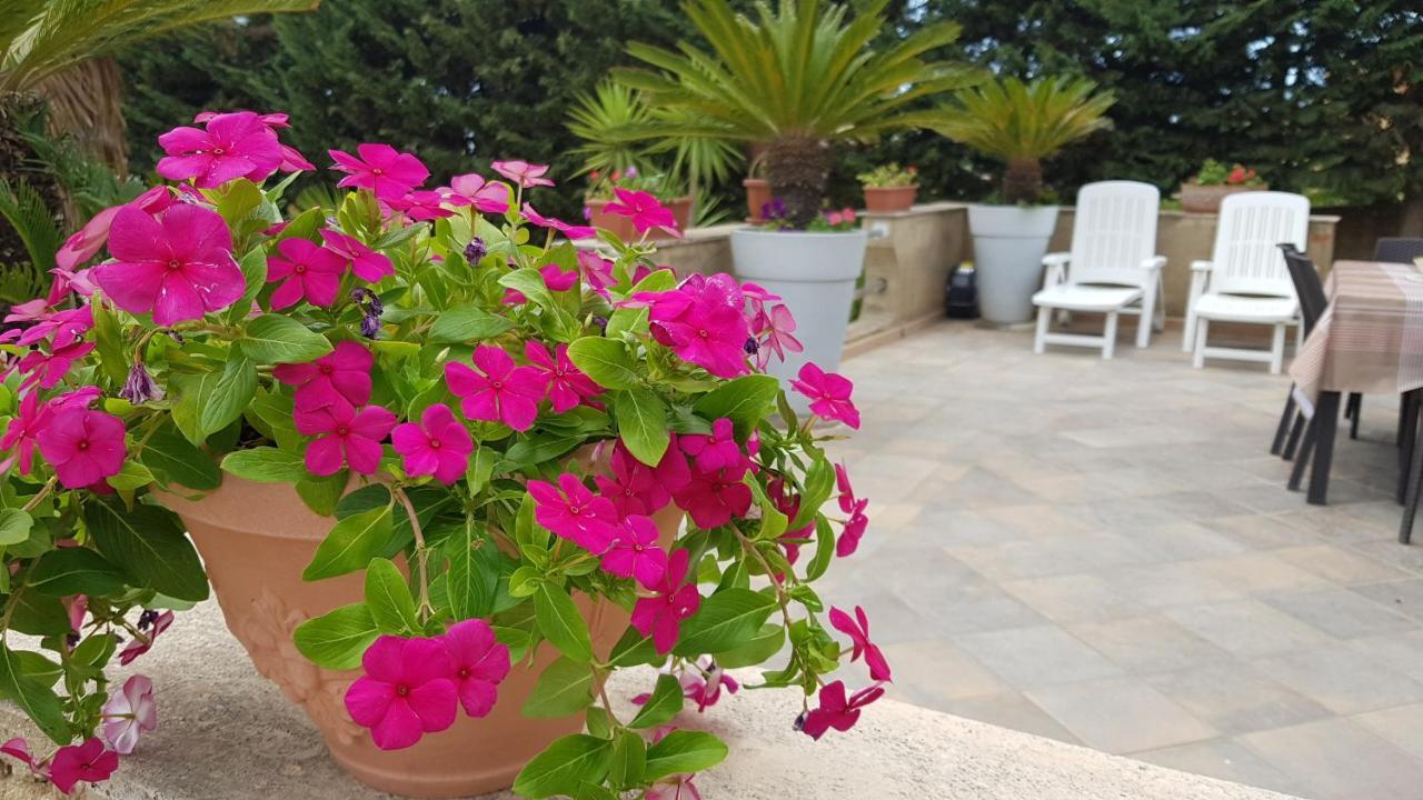 Casa Vacanze Villa Tropia Camastra Екстериор снимка