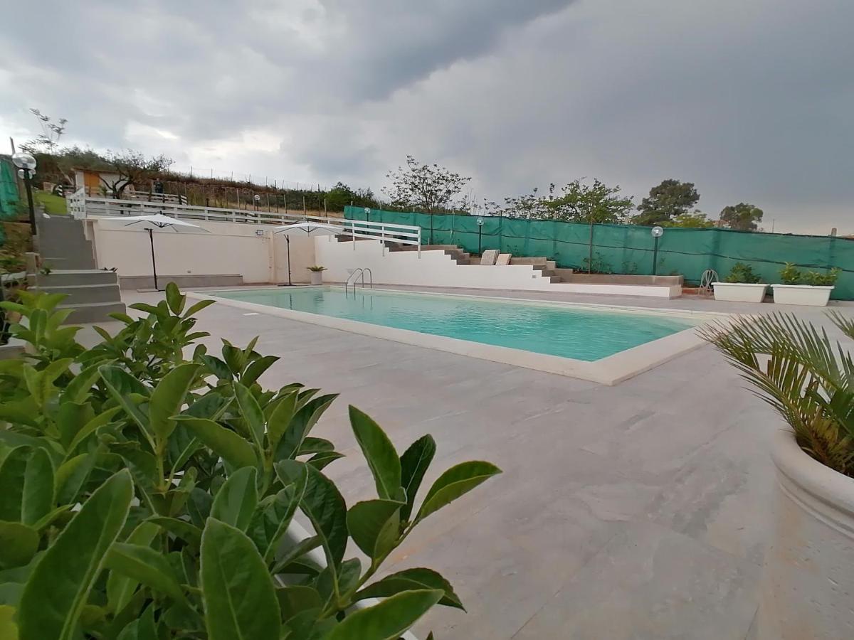 Casa Vacanze Villa Tropia Camastra Екстериор снимка