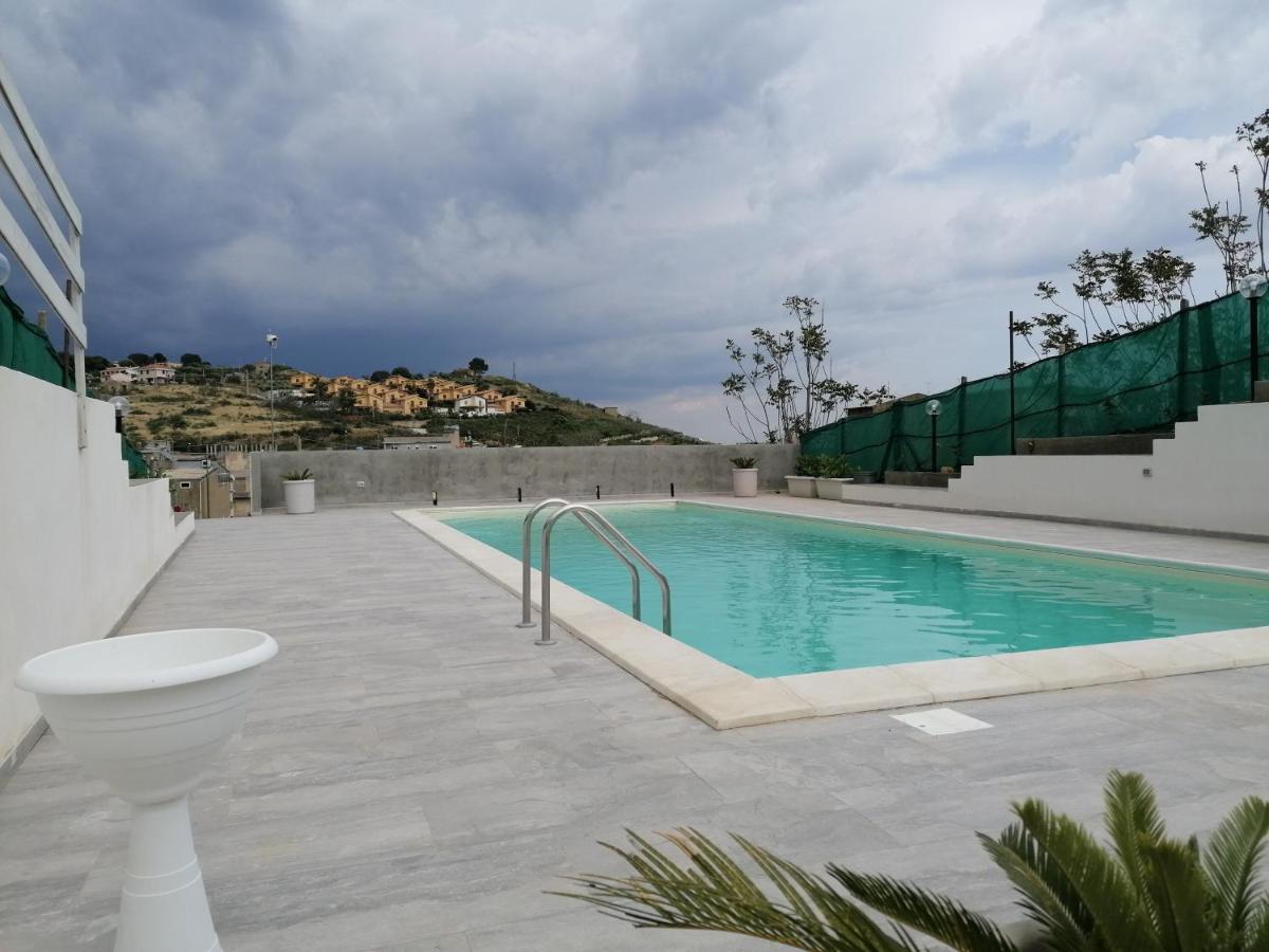 Casa Vacanze Villa Tropia Camastra Екстериор снимка