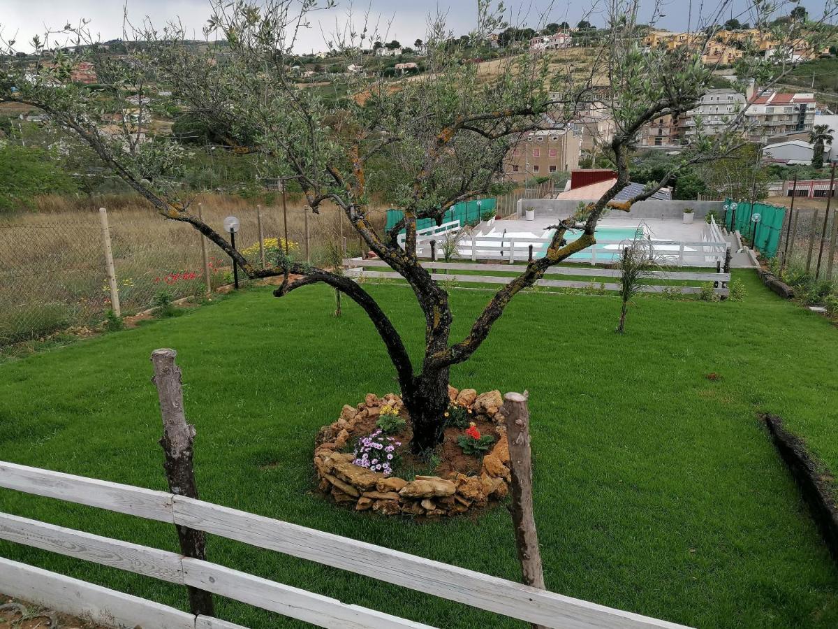 Casa Vacanze Villa Tropia Camastra Екстериор снимка