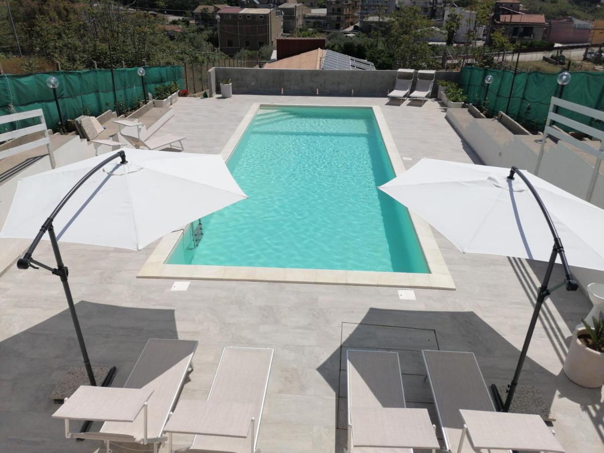 Casa Vacanze Villa Tropia Camastra Екстериор снимка