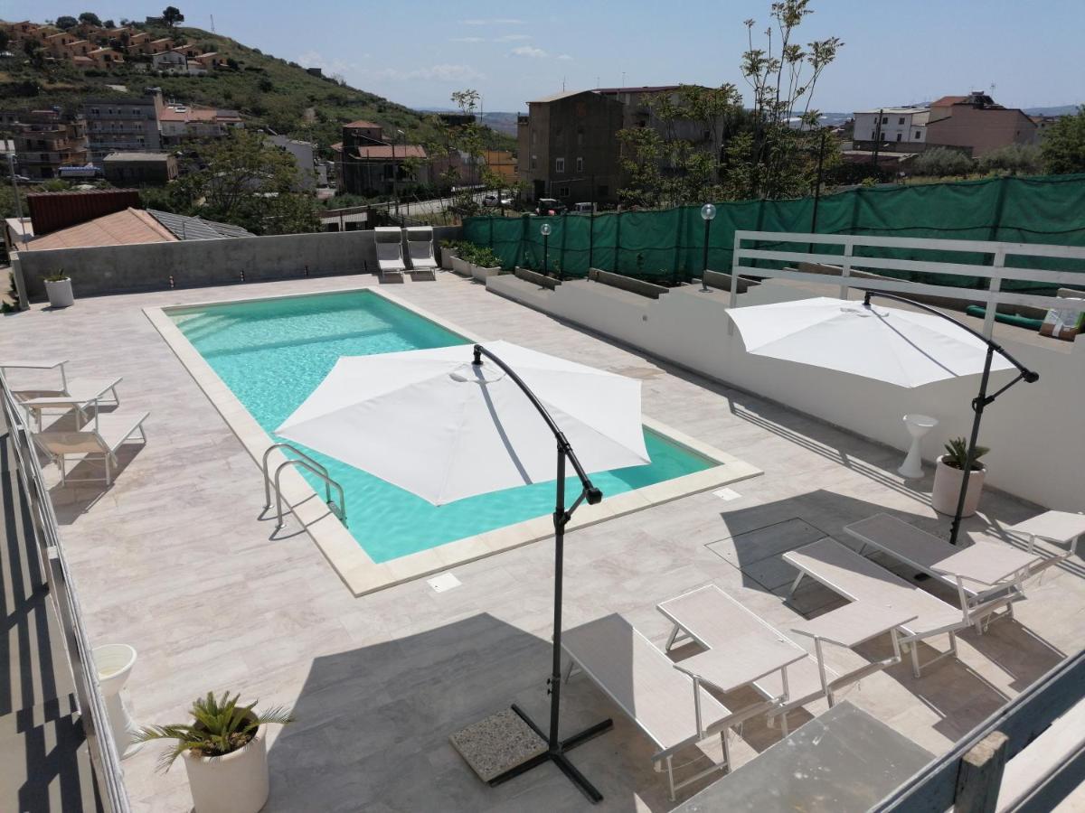 Casa Vacanze Villa Tropia Camastra Екстериор снимка